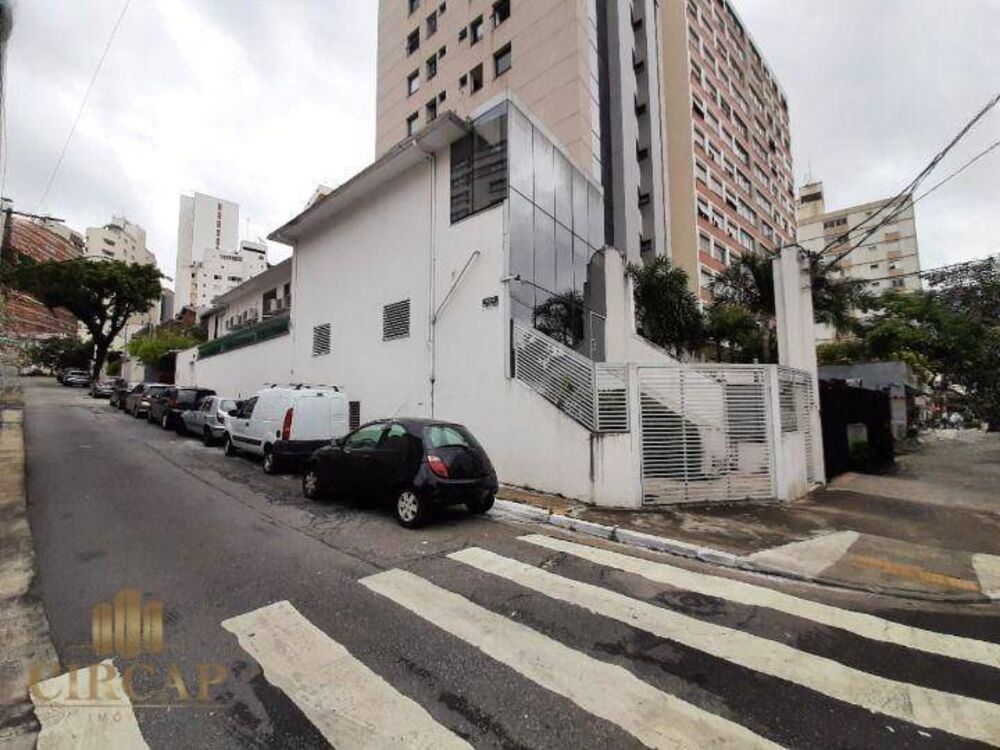 Sobrado para alugar com 5 quartos, 210m² - Foto 2