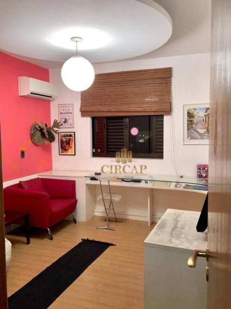 Apartamento, 4 quartos, 335 m² - Foto 2