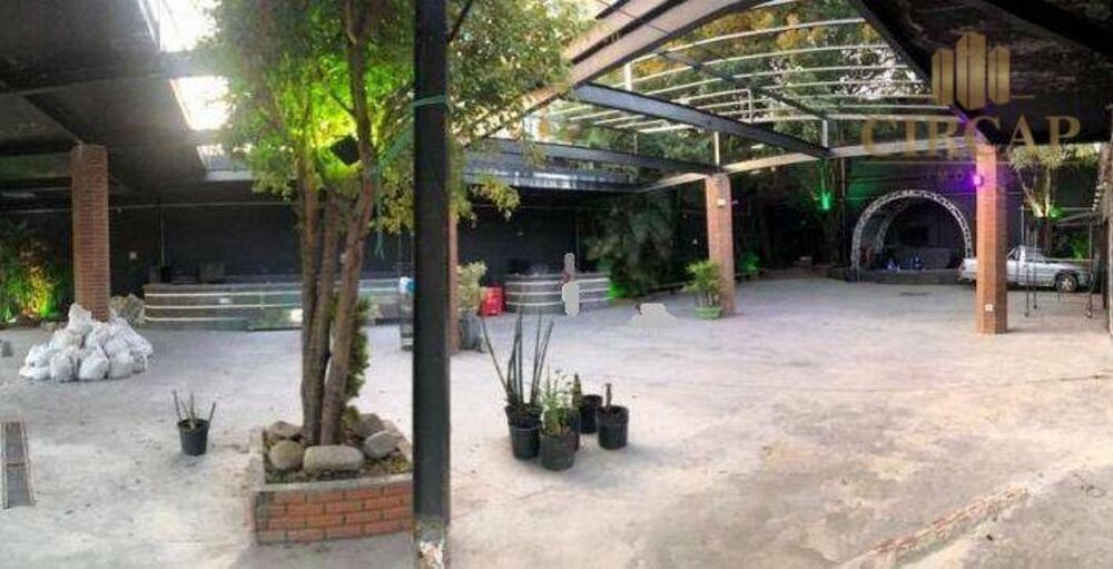 Loja-Salão, 1500 m² - Foto 1