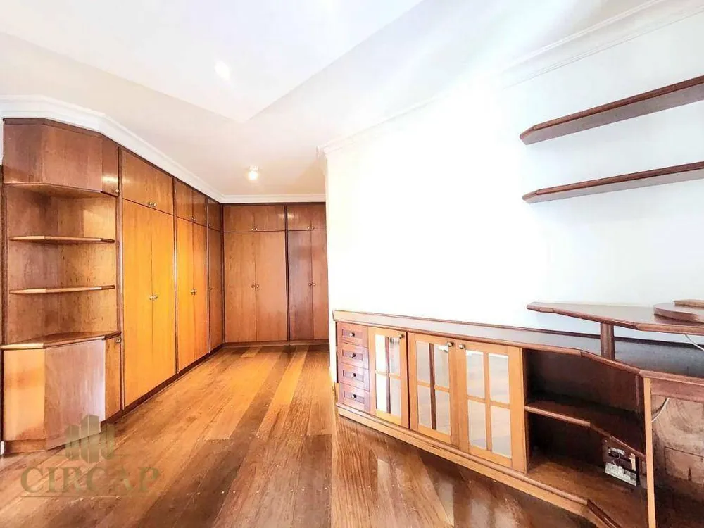 Apartamento, 3 quartos, 205 m² - Foto 9