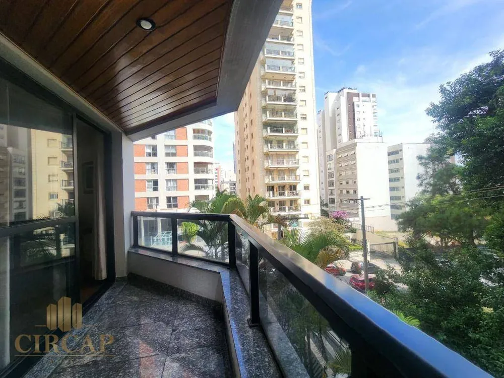 Apartamento, 3 quartos, 205 m² - Foto 1