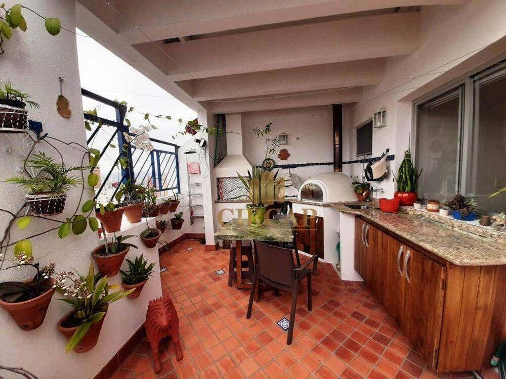 Cobertura à venda com 3 quartos, 140m² - Foto 1