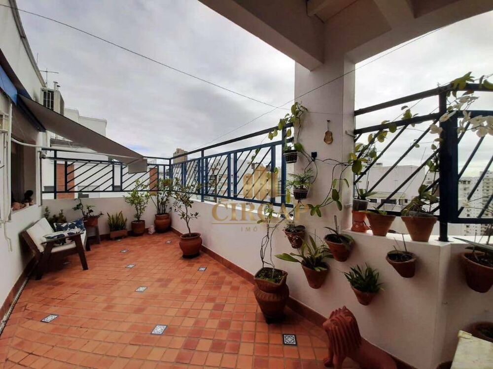Cobertura à venda com 3 quartos, 140m² - Foto 3