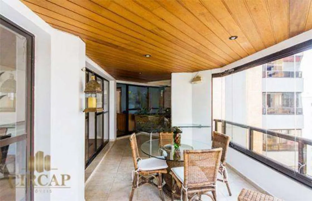 Apartamento, 3 quartos, 245 m² - Foto 9