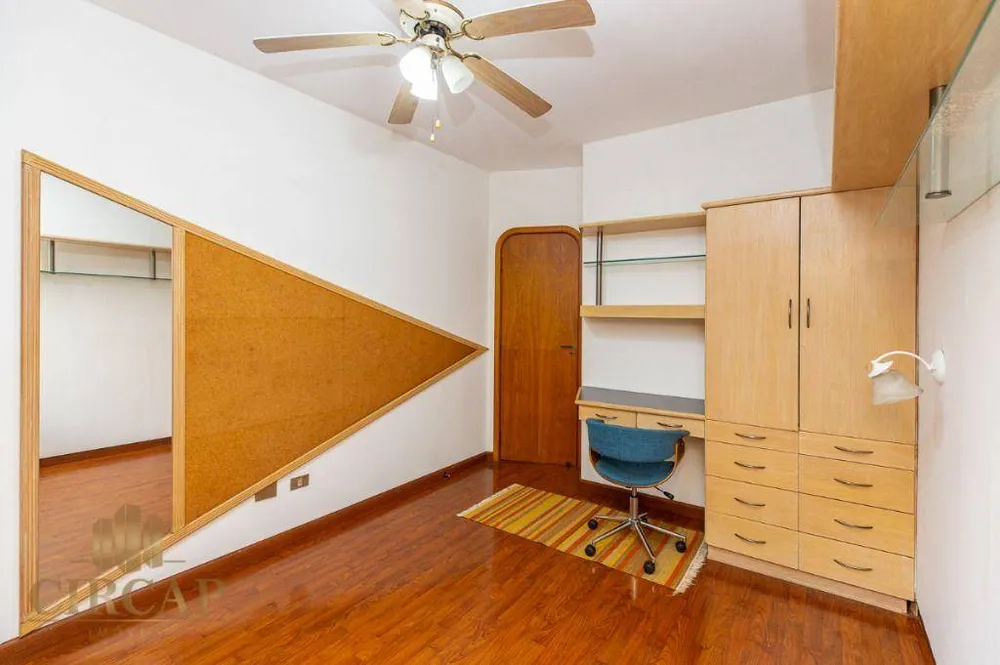 Apartamento, 4 quartos, 216 m² - Foto 1