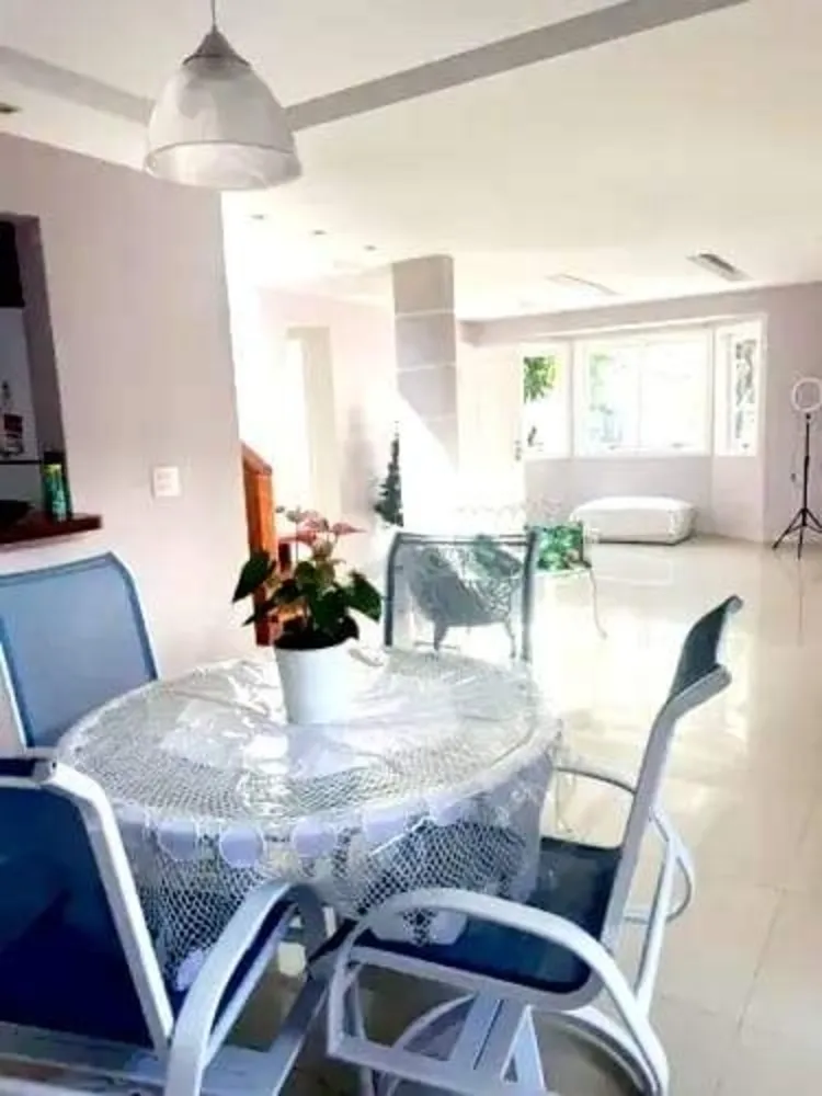 Casa, 3 quartos, 240 m² - Foto 19