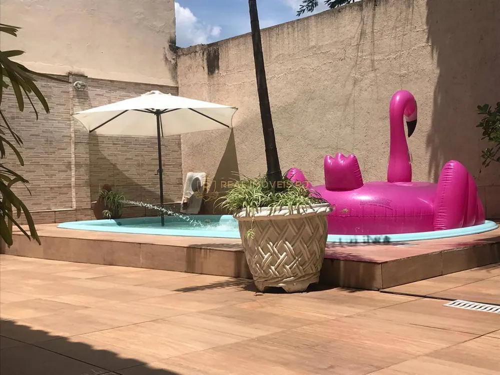 Casa, 2 quartos, 160 m² - Foto 1