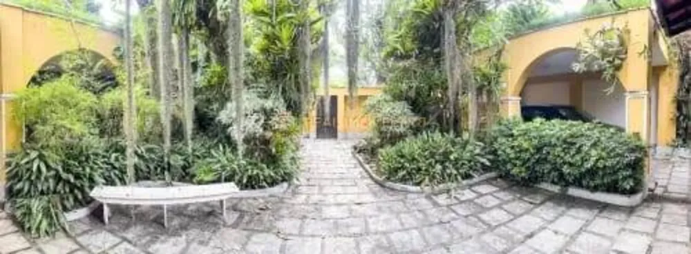 Casa, 8 quartos, 720 m² - Foto 1