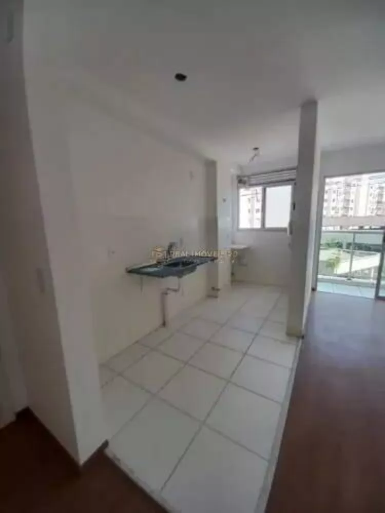 Apartamento à venda com 2 quartos, 48m² - Foto 3