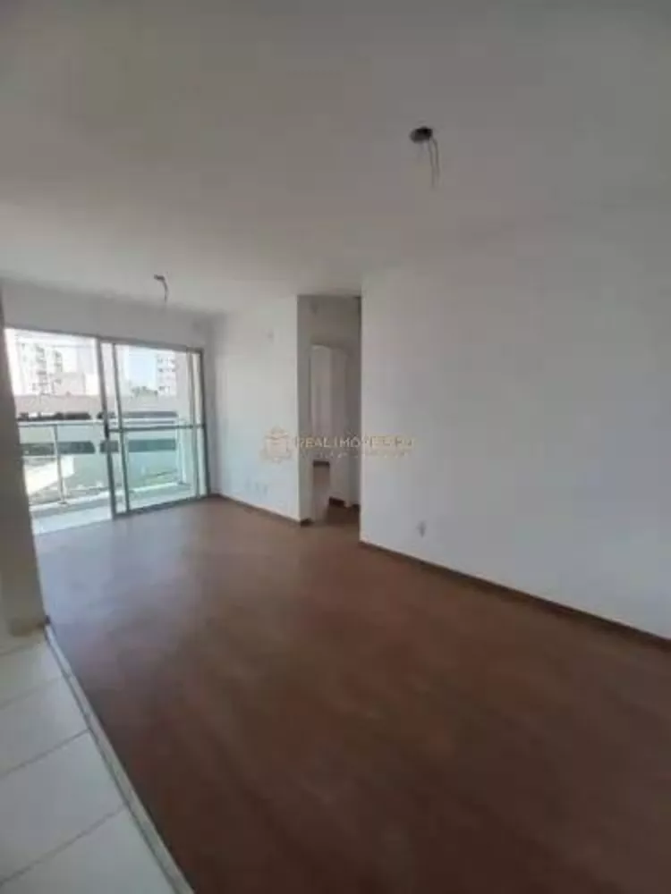 Apartamento à venda com 2 quartos, 48m² - Foto 2