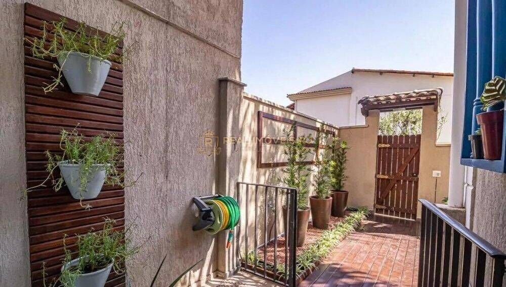 Casa, 4 quartos, 130 m² - Foto 1