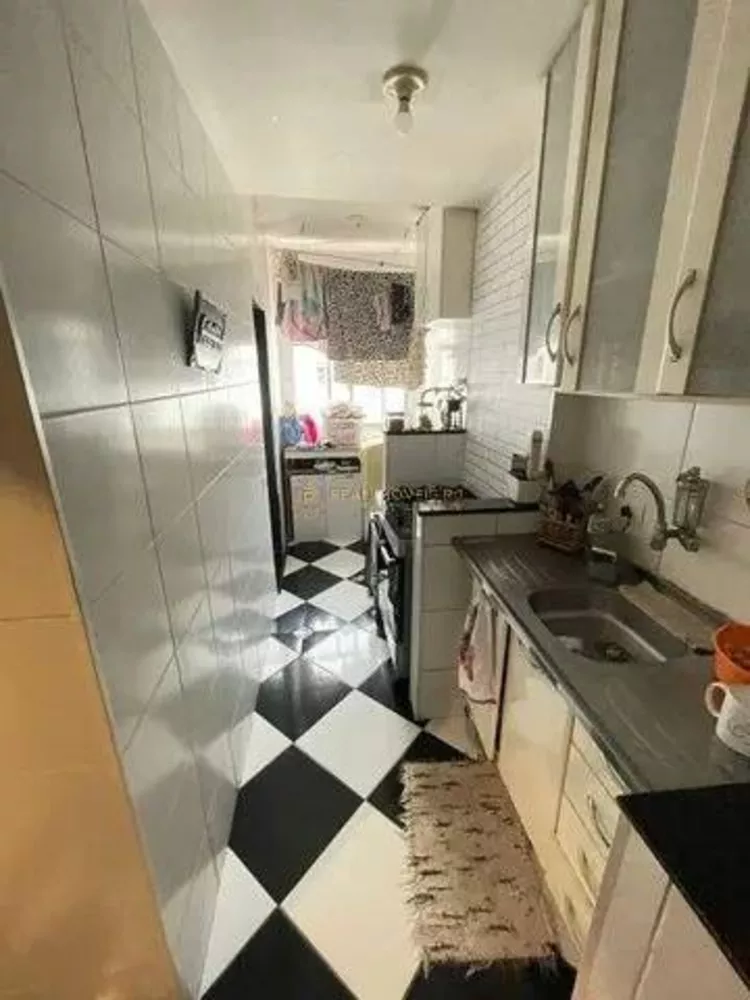 Apartamento à venda com 2 quartos, 57m² - Foto 4