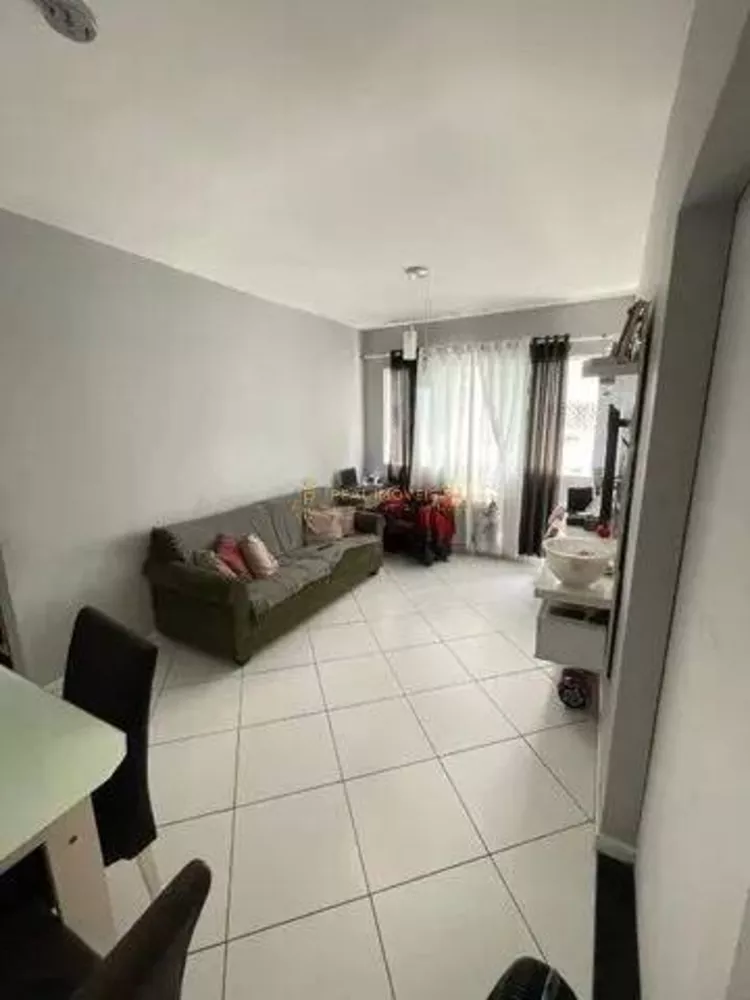 Apartamento à venda com 2 quartos, 57m² - Foto 1