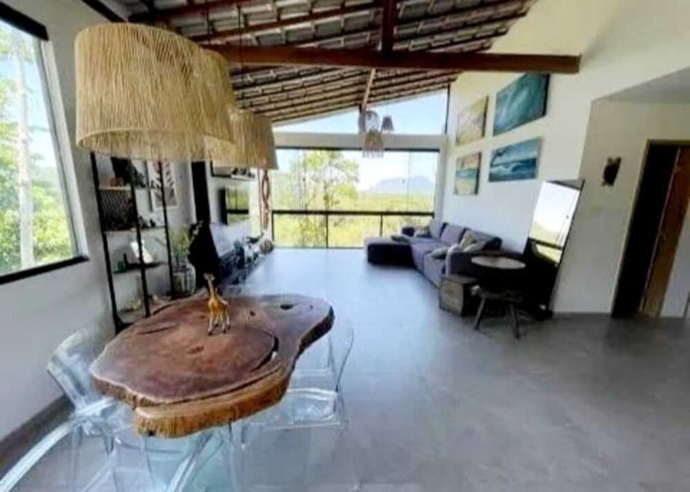 Casa à venda com 3 quartos, 170m² - Foto 1