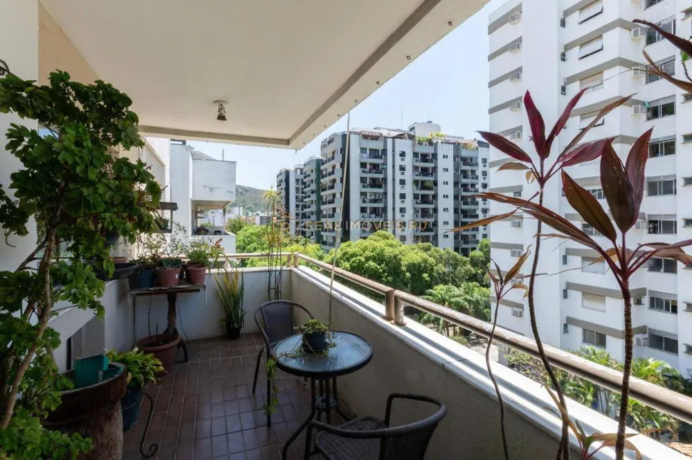 Apartamento, 3 quartos, 210 m² - Foto 4