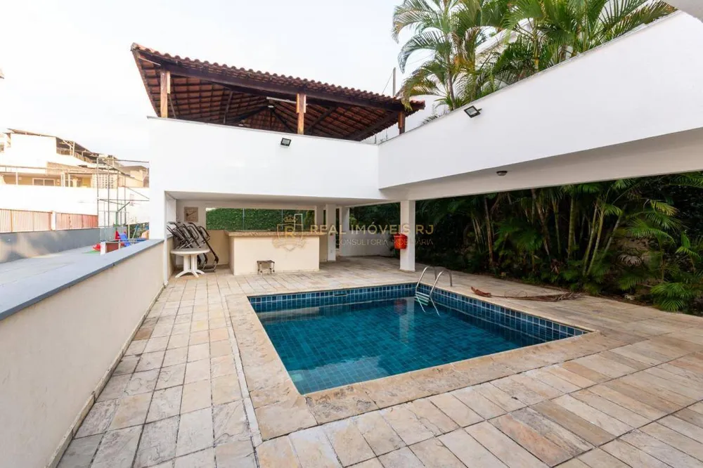 Apartamento, 3 quartos, 210 m² - Foto 1