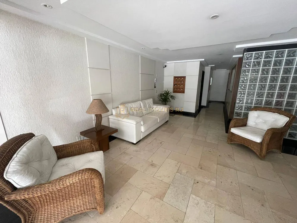 Cobertura, 3 quartos, 210 m² - Foto 3