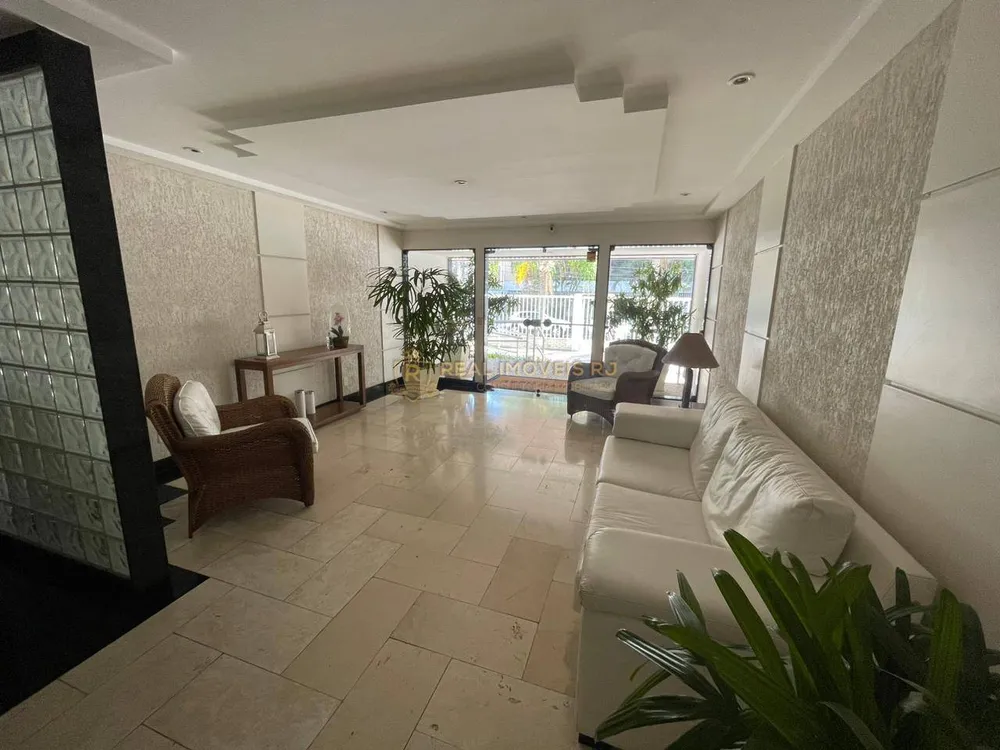 Cobertura, 3 quartos, 210 m² - Foto 4