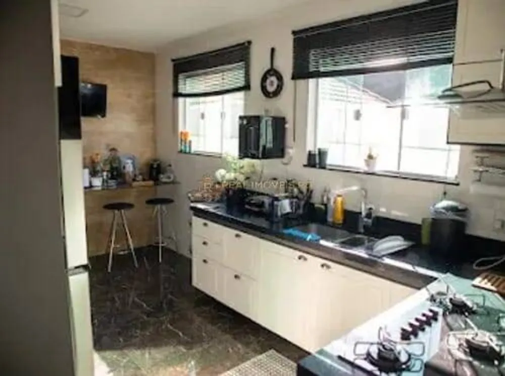 Casa, 4 quartos, 315 m² - Foto 17