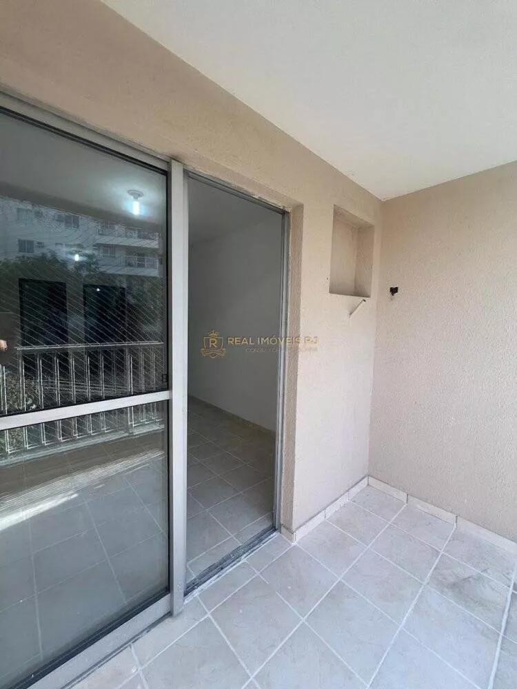 Apartamento à venda com 2 quartos, 61m² - Foto 6