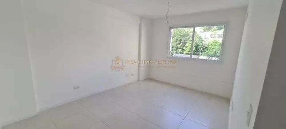 Apartamento à venda com 3 quartos, 88m² - Foto 1