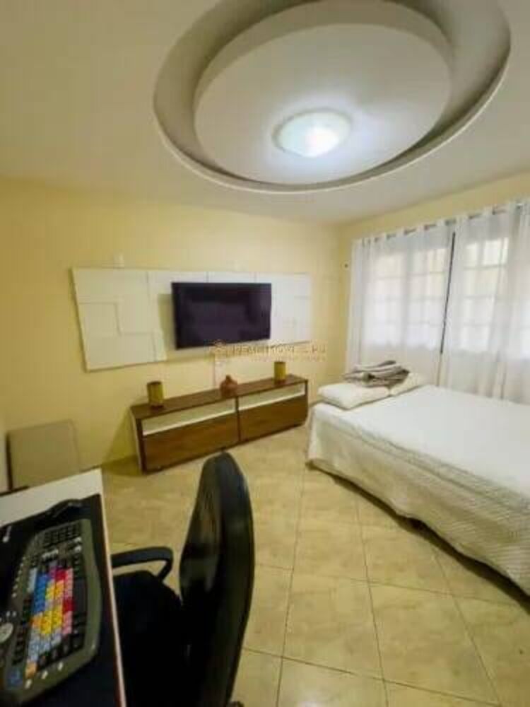 Casa à venda com 4 quartos, 383m² - Foto 4