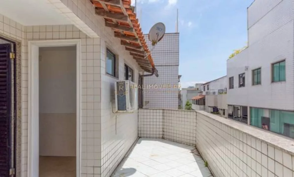 Cobertura à venda com 3 quartos, 200m² - Foto 4