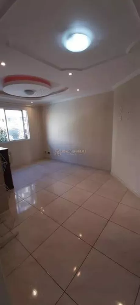 Apartamento à venda com 3 quartos, 80m² - Foto 3