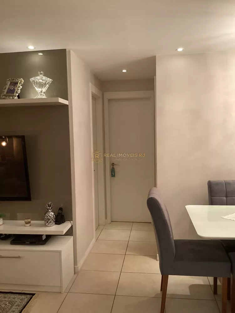 Apartamento à venda com 2 quartos, 66m² - Foto 3