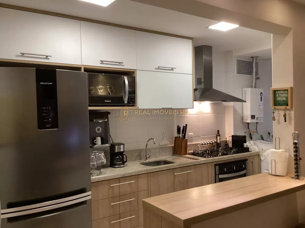 Apartamento à venda com 2 quartos, 66m² - Foto 4