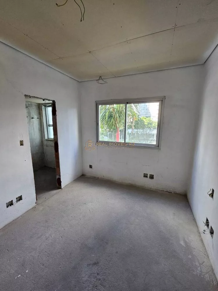 Apartamento à venda com 4 quartos, 300m² - Foto 11