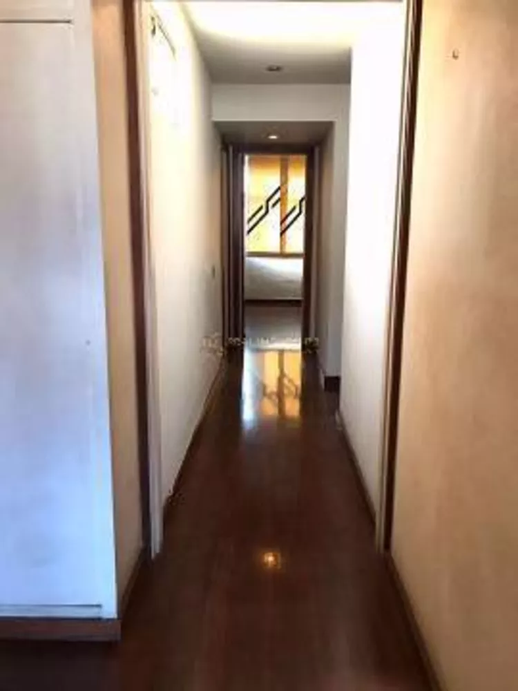 Apartamento à venda com 4 quartos, 150m² - Foto 11