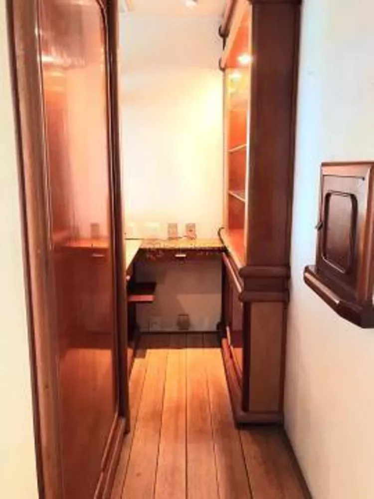 Apartamento à venda com 4 quartos, 150m² - Foto 5