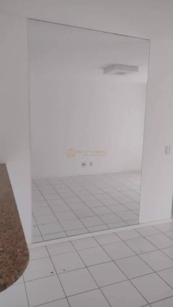 Apartamento à venda com 3 quartos, 75m² - Foto 4