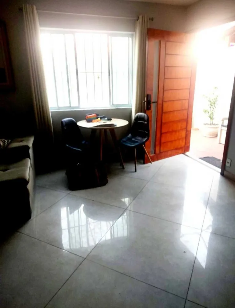 Casa, 4 quartos, 270 m² - Foto 17