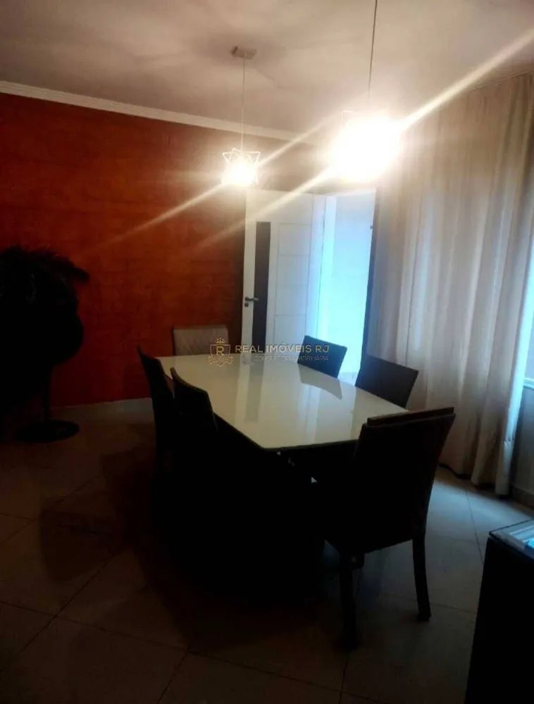 Casa, 4 quartos, 270 m² - Foto 28