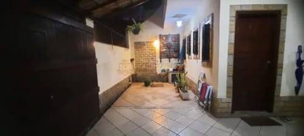 Casa à venda com 2 quartos, 110m² - Foto 4