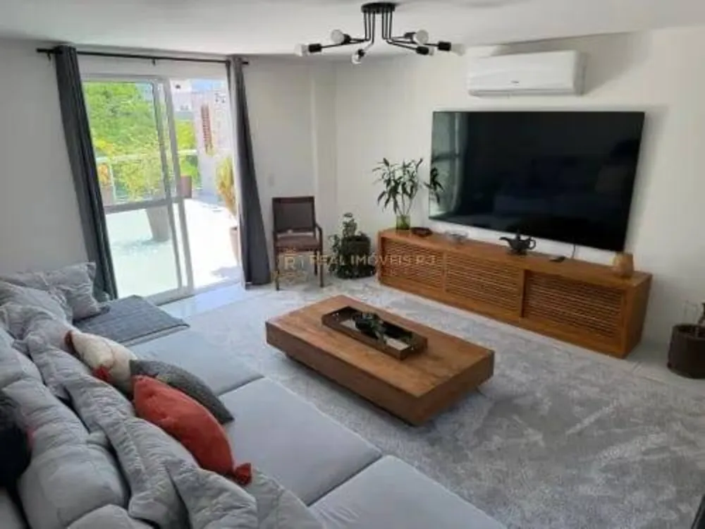 Cobertura, 3 quartos, 200 m² - Foto 1