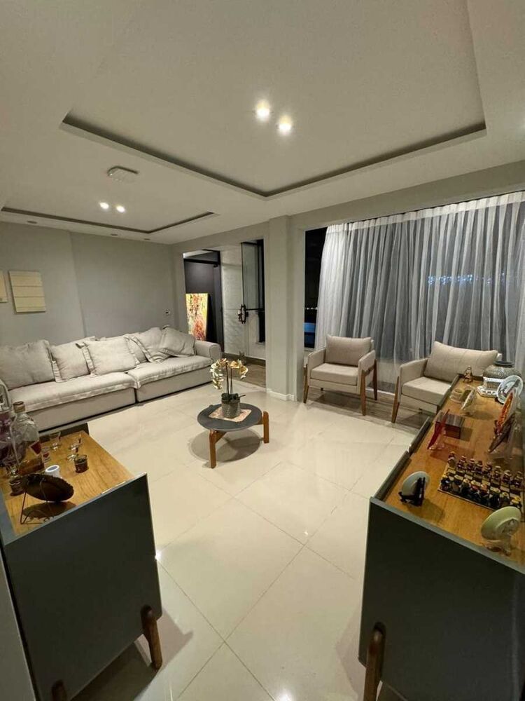 Apartamento à venda com 4 quartos, 236m² - Foto 3