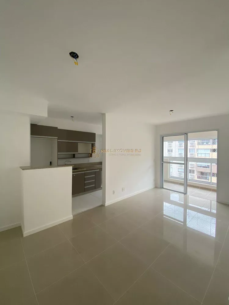 Apartamento à venda com 2 quartos, 60m² - Foto 8