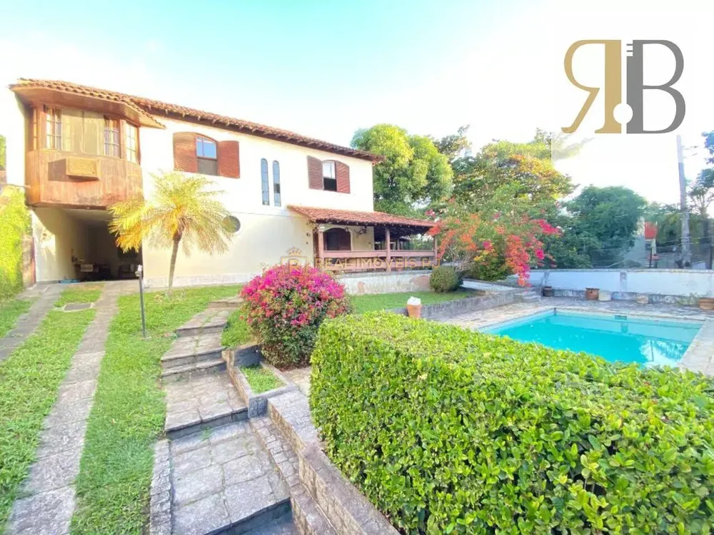 Casa, 3 quartos, 322 m² - Foto 1