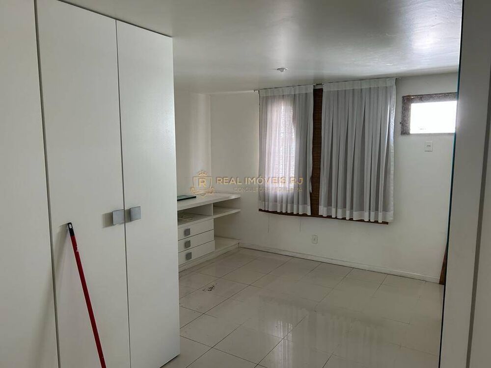 Cobertura, 3 quartos, 195 m² - Foto 2
