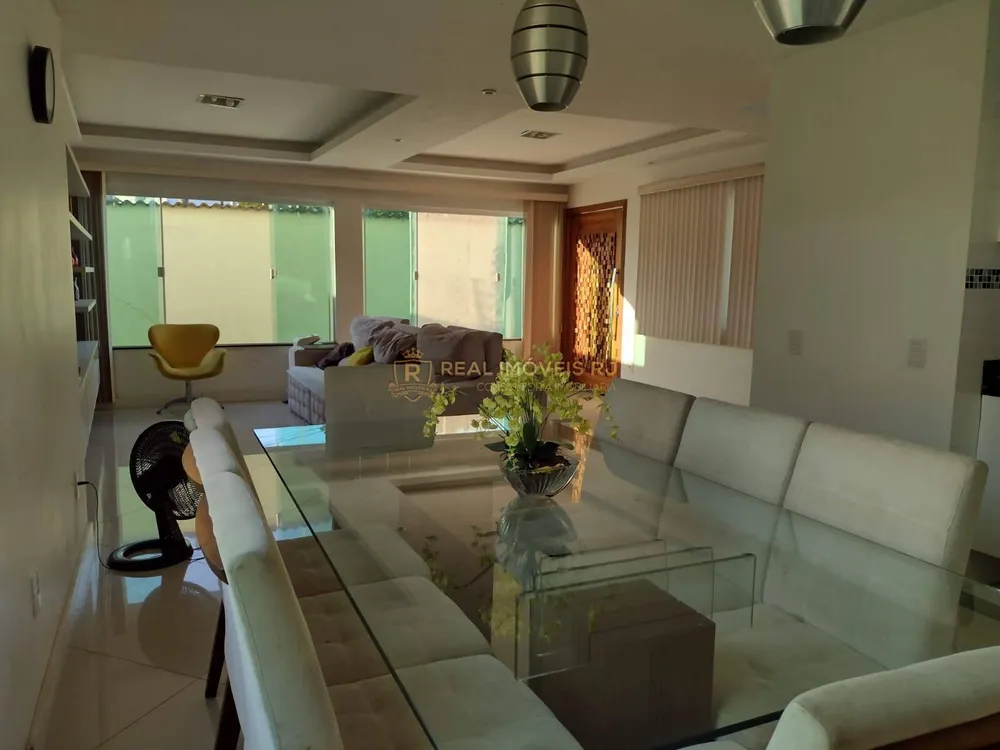 Casa, 3 quartos, 270 m² - Foto 2