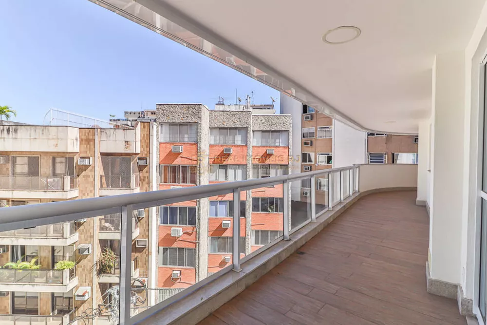 Apartamento à venda com 4 quartos, 179m² - Foto 2