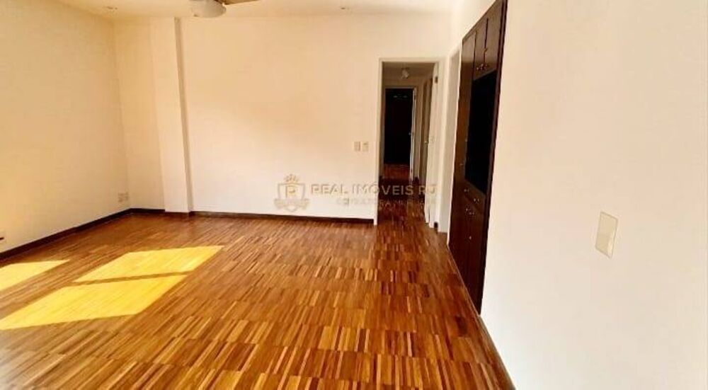 Apartamento à venda com 2 quartos, 100m² - Foto 2