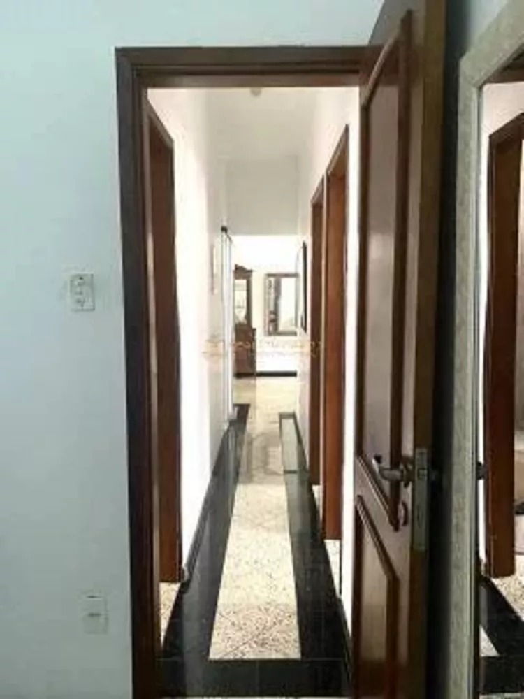 Apartamento à venda com 3 quartos, 98m² - Foto 2