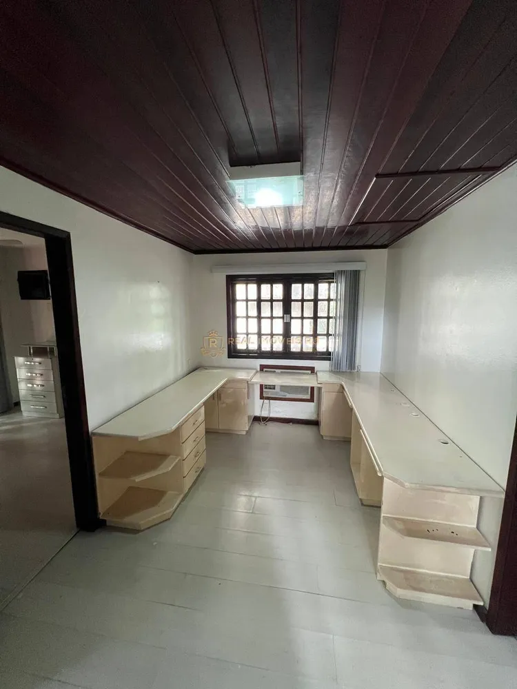 Casa, 6 quartos, 330 m² - Foto 30
