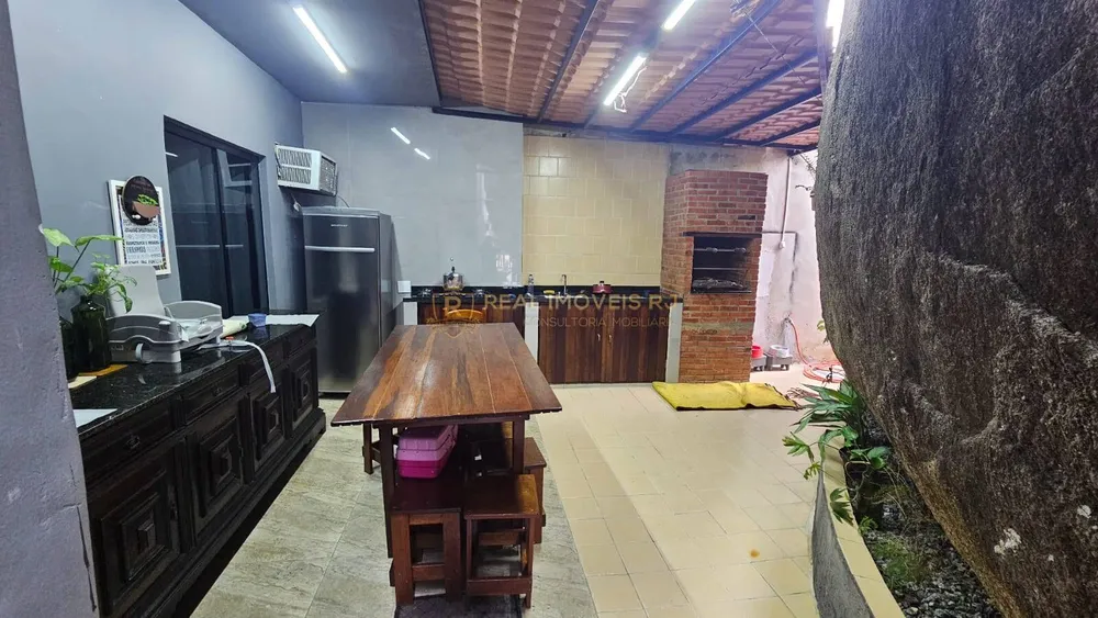 Casa, 3 quartos, 310 m² - Foto 8