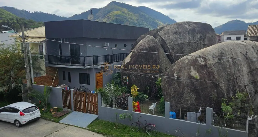 Casa, 3 quartos, 310 m² - Foto 1