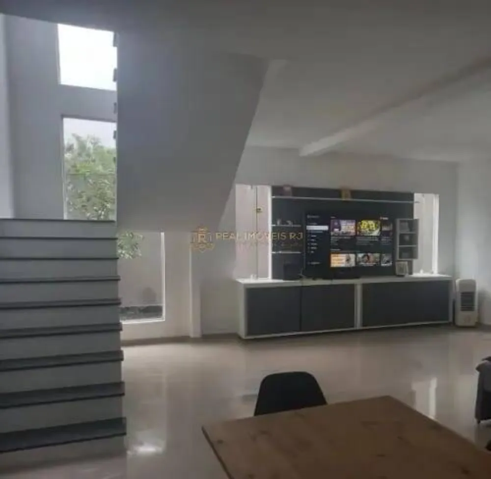 Casa, 3 quartos, 240 m² - Foto 3